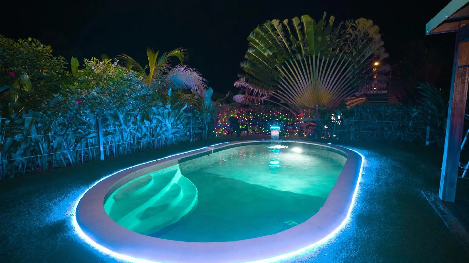 Holiday home Au Coeur Du Papillon Piscine Collective Villa Goyave